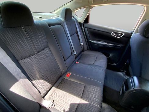 Used 2018 Nissan Sentra SV FWD image 17