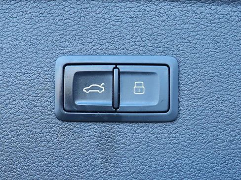 Used 2018 Audi Q5 Premium Plus w/ Premium Plus Package image 22