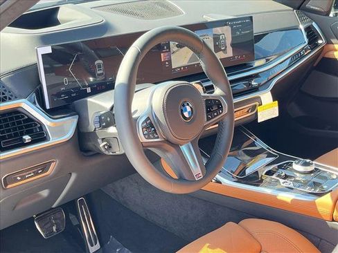 New 2026 BMW X7 xDrive40i w/ M Sport Package image 3