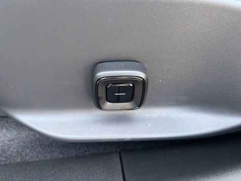 New 2026 Volvo EX30 Ultra image 12