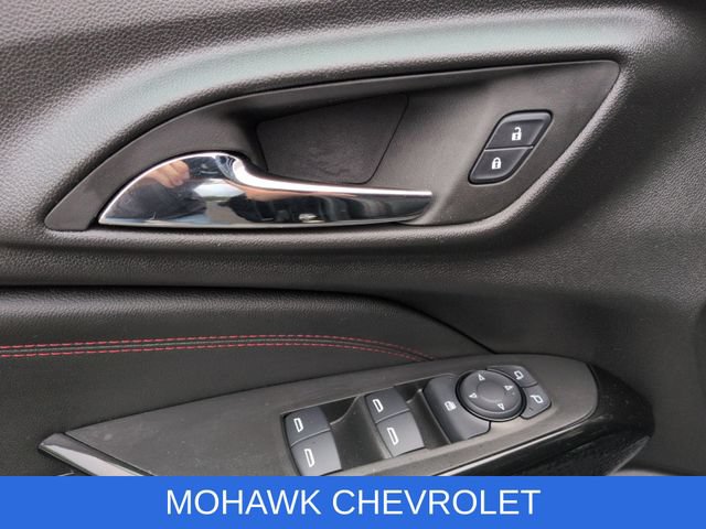 Used 2024 Chevrolet Trax RS w/ Sunroof Package FWD image 22