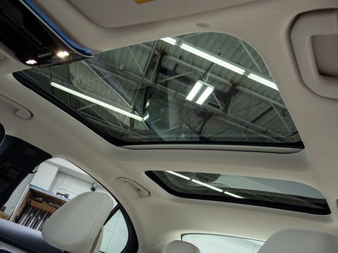 Used 2024 Mercedes-Benz E 350 4MATIC Sedan image 20