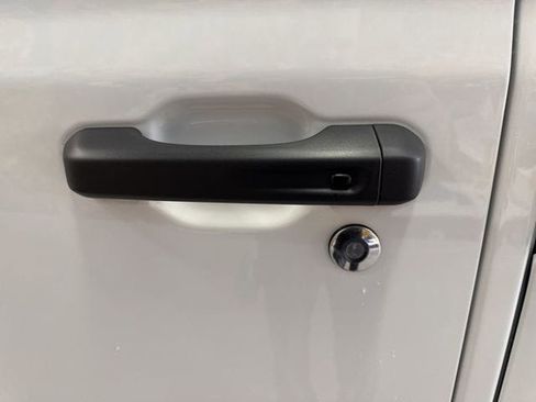 New 2025 Jeep Wrangler Unlimited Rubicon 392 image 15