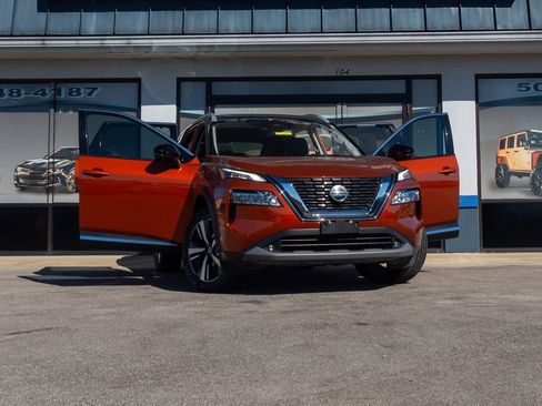 Used 2021 Nissan Rogue SL image 13