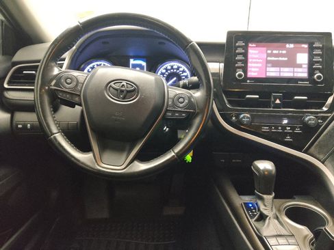 Used 2022 Toyota Camry SE FWD image 22