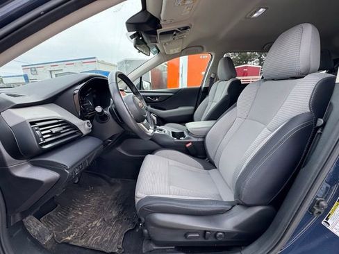 Used 2024 Subaru Outback Premium image 10