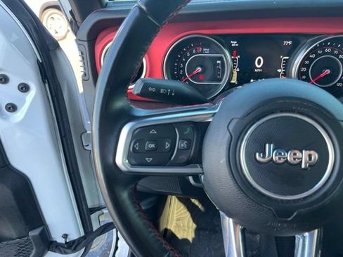 Used 2020 Jeep Gladiator Rubicon AWD/4WD image 18