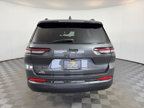 Used 2023 Jeep Grand Cherokee L Laredo AWD/4WD image 10