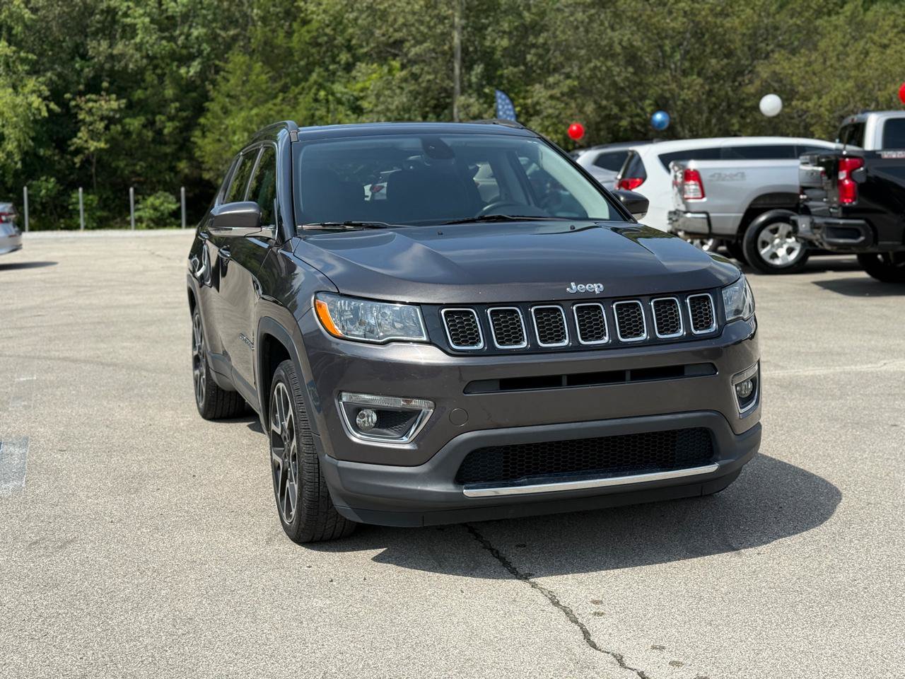 Used 2018 Jeep Compass Limited w/ Navigation Group FWD image 4