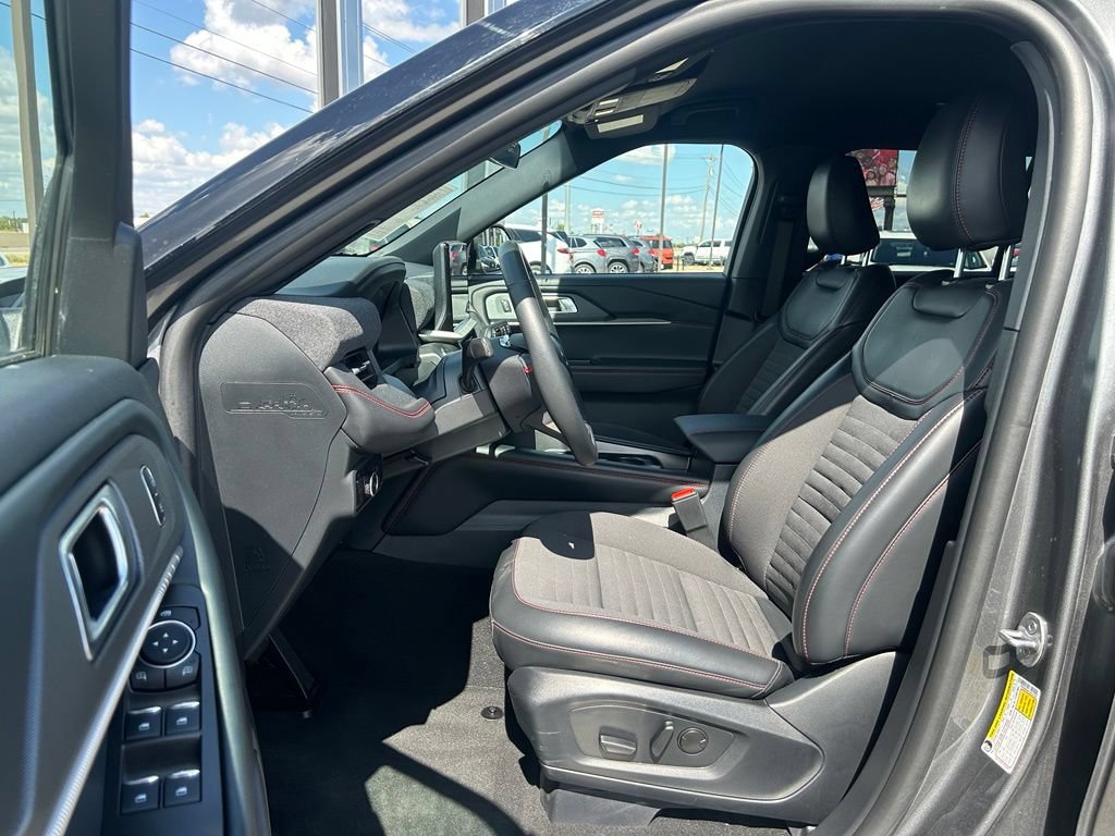 Used 2026 Ford Explorer ST-Line AWD/4WD image 10