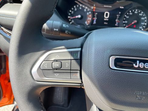New 2026 Jeep Compass Latitude AWD/4WD image 16