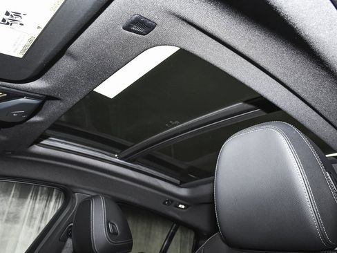 Used 2024 BMW X4 M40i w/ Premium Package image 56