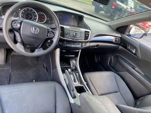 Used 2016 Honda Accord LX image 18
