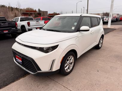 Used 2024 Kia Soul LX w/ Option Group 015