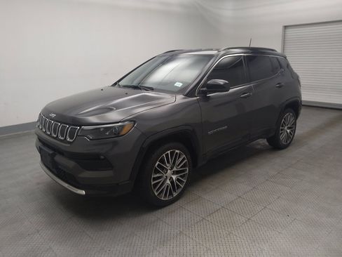 Used 2022 Jeep Compass Limited w/ Elite Group AWD/4WD image 2