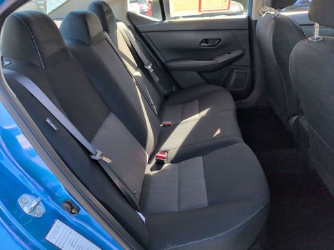 Used 2025 Nissan Sentra SV image 30