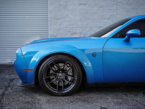 Used 2019 Dodge Challenger SRT Hellcat Redeye image 10