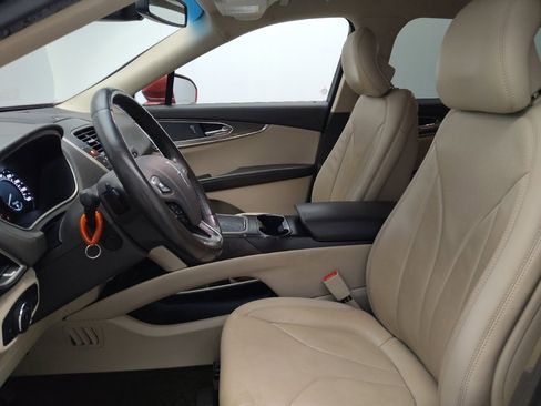 Used 2017 Lincoln MKX Reserve w/ Lincoln MKX Climate Package image 17