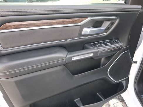 Used 2020 RAM 1500 Laramie RWD image 13