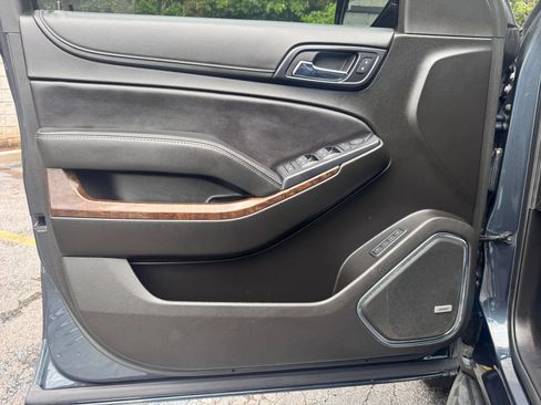 Used 2019 Chevrolet Tahoe LT AWD/4WD image 9