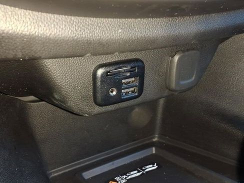 Certified 2023 Chevrolet Traverse RS image 13