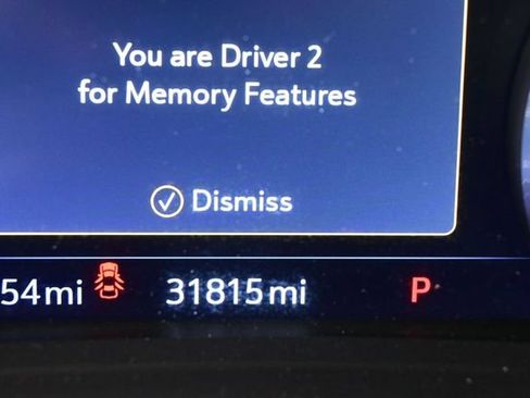 Used 2023 Buick Envision Essence AWD/4WD image 33