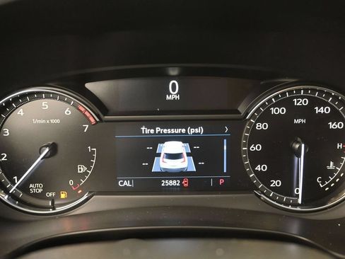 Used 2020 Cadillac XT4 Premium Luxury FWD image 11
