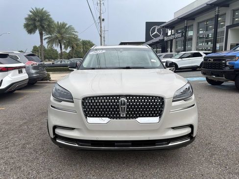 Used 2023 Lincoln Aviator Reserve w/ Equipment Group 201A RWD image 2