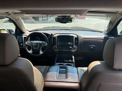 Used 2016 GMC Sierra 1500 Denali w/ Enhanced Driver Alert Package AWD/4WD image 17