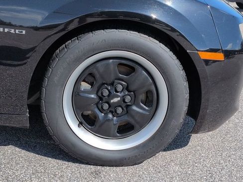 Used 2013 Chevrolet Camaro LS RWD image 10