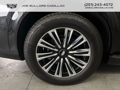 New 2026 Cadillac Escalade IQL Luxury image 17