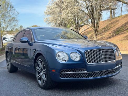 Used 2015 Bentley Flying Spur W12 image 11