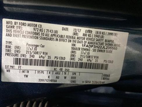 Used 2018 Ford Focus SEL w/ Cold Weather Package FWD image 28