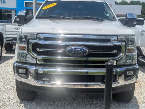 Used 2021 Ford F250 Lariat w/ Chrome Package AWD/4WD image 2