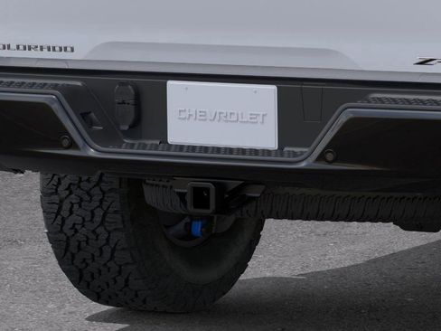 New 2026 Chevrolet Colorado ZR2 w/ Technology Package image 14
