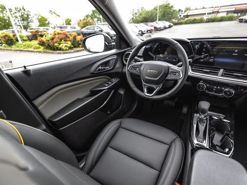 New 2026 Chevrolet Trax ACTIV w/ Driver Confidence Package FWD image 21