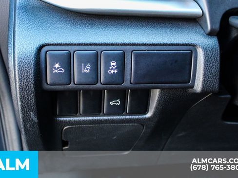 Used 2024 Mitsubishi Eclipse Cross SE image 32