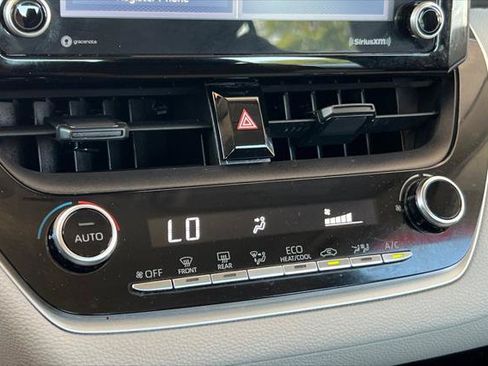 Certified 2022 Toyota Corolla LE FWD image 20