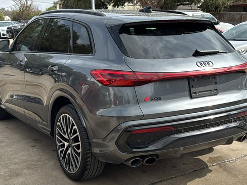 Used 2025 Audi SQ5 Premium Plus image 5