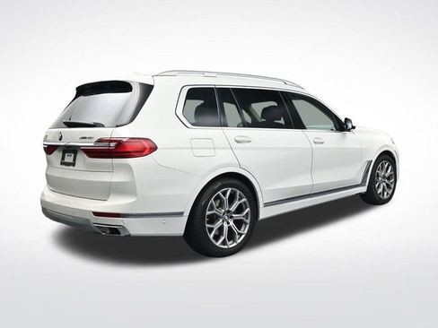 Used 2022 BMW X7 xDrive40i w/ Premium Package image 4