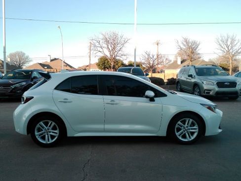 Used 2022 Toyota Corolla SE image 5