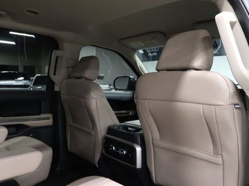 Used 2023 Ford Expedition XLT RWD image 23