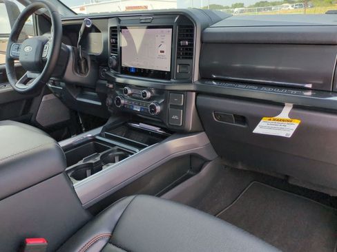 New 2025 Ford F250 Lariat w/ Lariat Ultimate Package AWD/4WD image 29