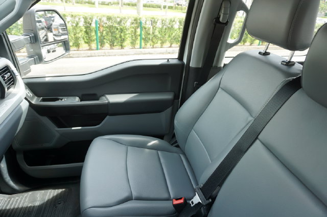 Used 2024 Ford F350 XL RWD image 32