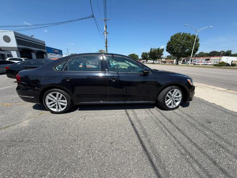 Used 2019 Volkswagen Passat 2.0T Wolfsburg FWD image 6