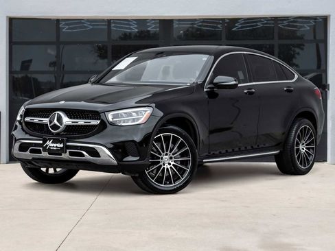 Used 2021 Mercedes-Benz GLC 300 4MATIC Coupe image 1