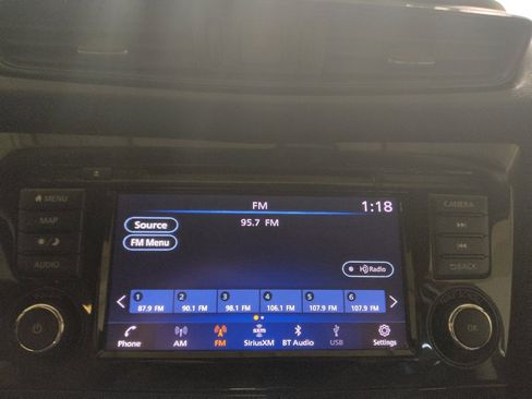 Used 2020 Nissan Rogue SL AWD/4WD image 25