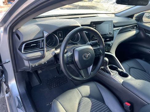 Used 2023 Toyota Camry SE w/ Protection Package (Q2) (TMS) image 18