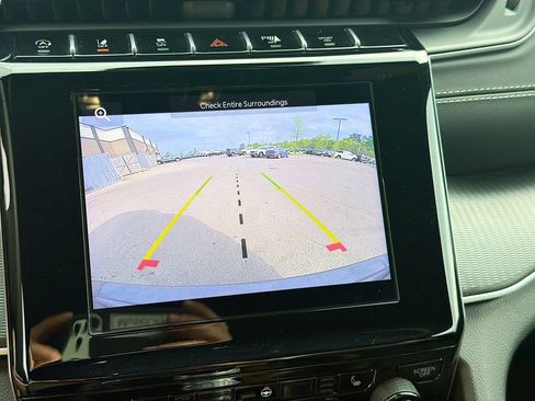 Used 2024 Jeep Grand Cherokee Altitude image 31