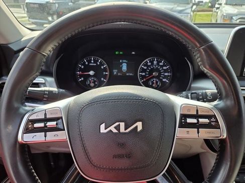 Used 2022 Kia Telluride S FWD image 29